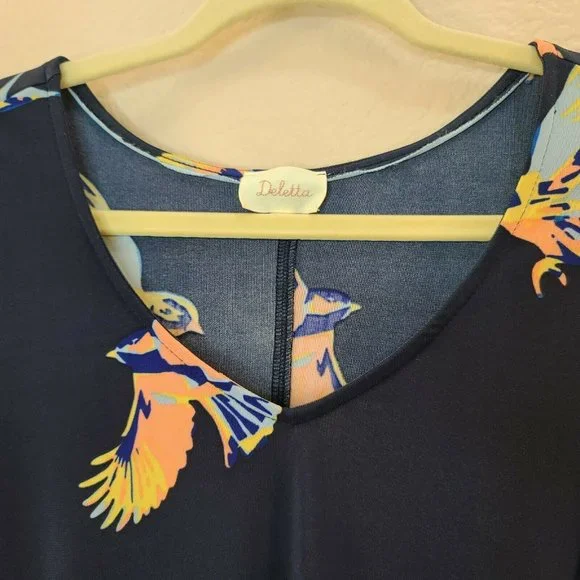 Deletta Top Women XS Petite Navy Bird Novelty Print Knit Dolman Sleeve Tie Waist - Picture 3 of 12